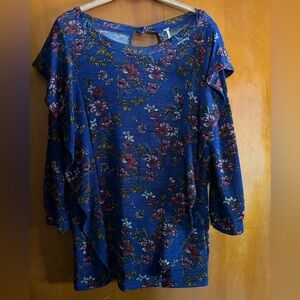 Free People Dock Street blue ruffle top, 3/4 sleeves, ruffled front and back